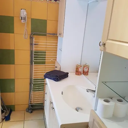 Studio Meuble 19 M2 Au Rdc Avec Wifi + Clim+Parking Apartamento Sainte-Savine